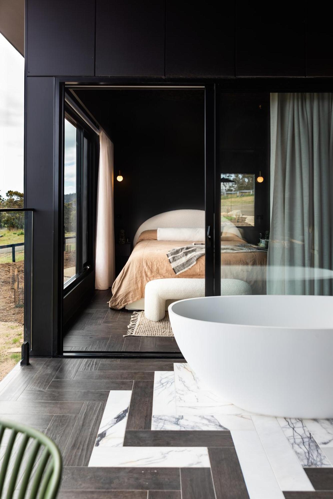 Wherewithal Luxury Suites Carlton Экстерьер фото