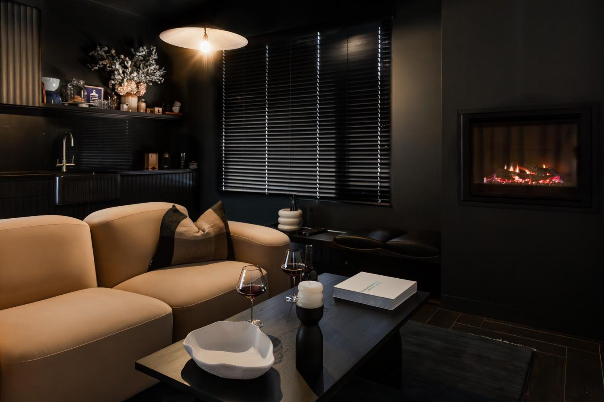 Wherewithal Luxury Suites Carlton Экстерьер фото